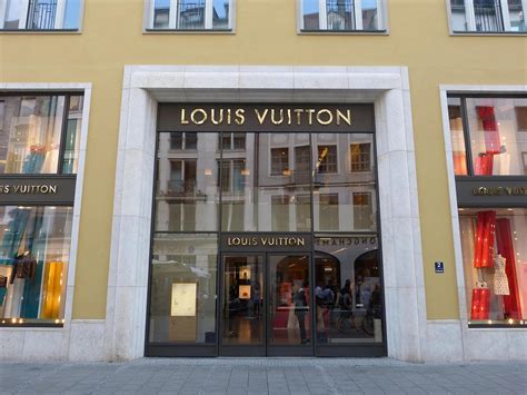 louis vuitton munich locations.